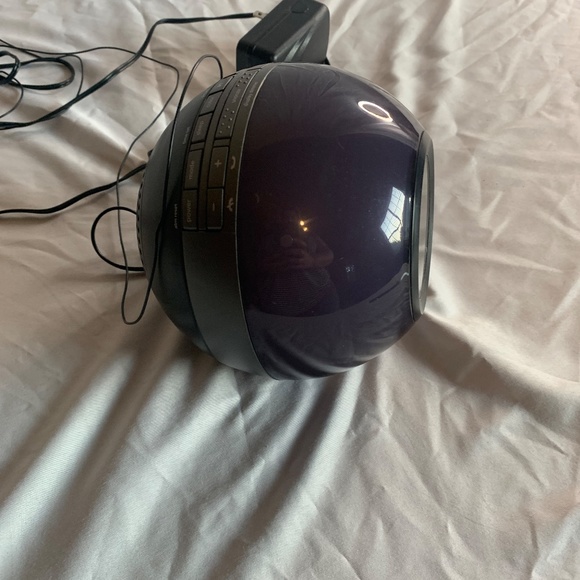 iHome alarm clock radio bluetooth color changing lamp - Picture 5 of 6